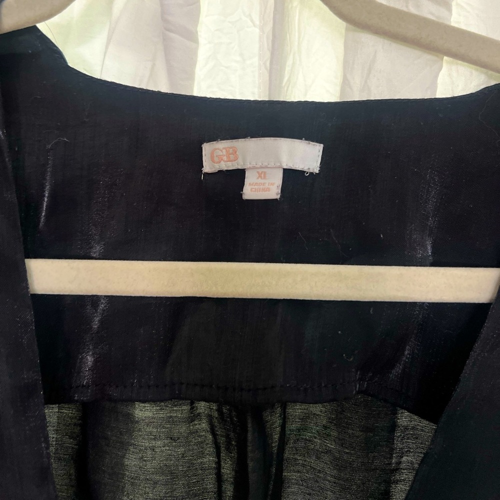 Cropped blouse